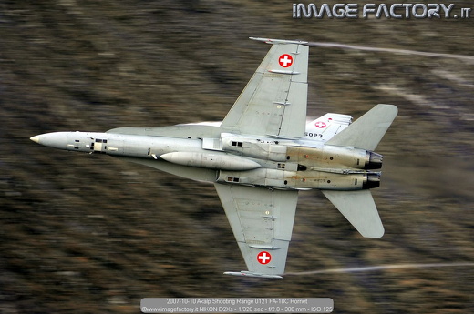 2007-10-10 Axalp Shooting Range 0121 FA-18C Hornet